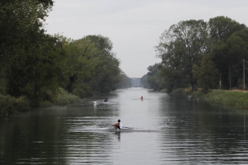 032-katia-bonaventura-photojournalism-canoe-brancolo